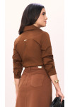 CAMISA DE TRICOLINE CHOCOLATE COM DETALHE DE PREGAS  