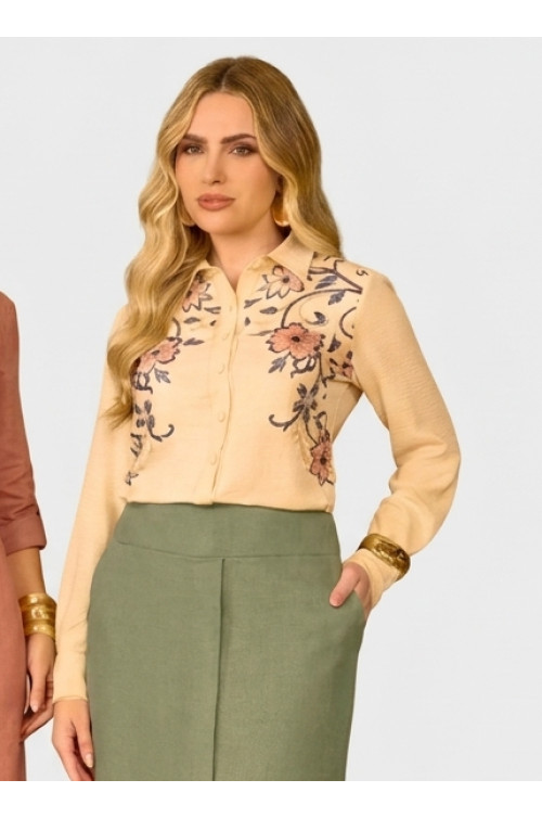 6446.20 CAMISA COM ESTAMPA LOCALIZADA - BEGE